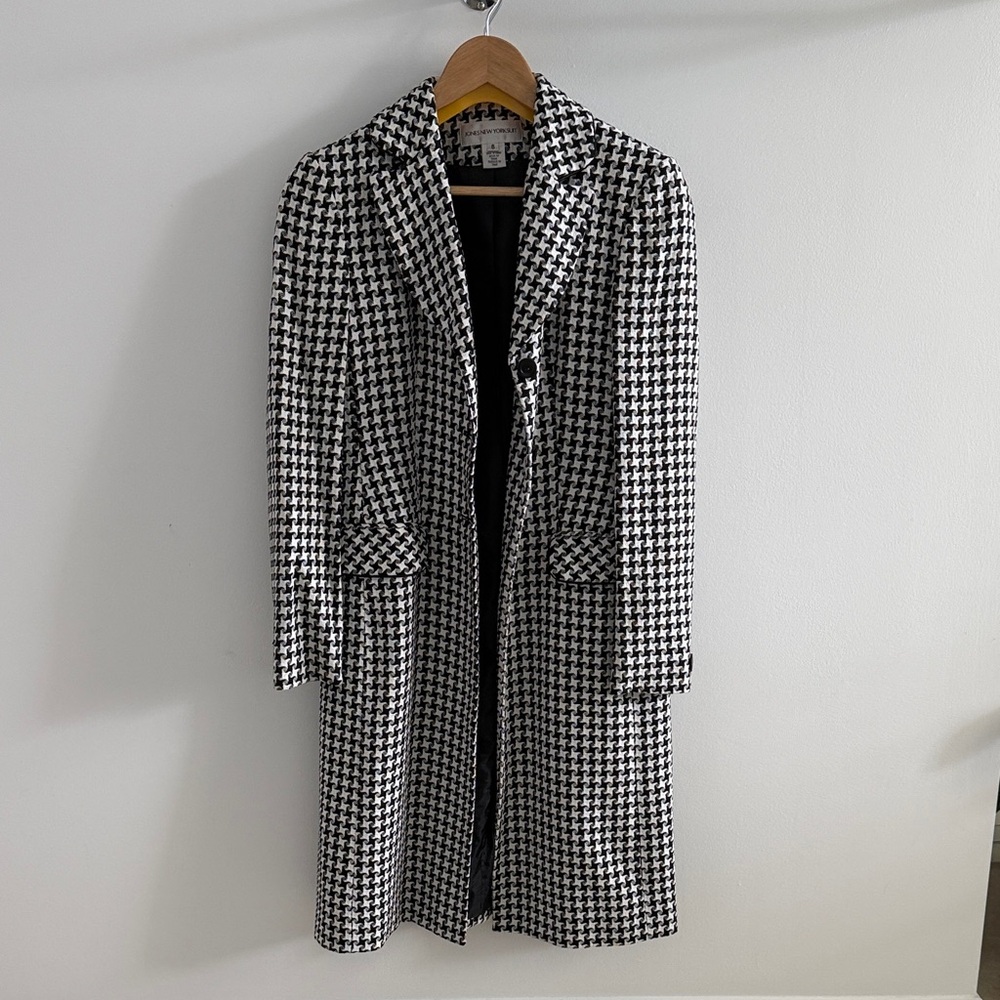Jones New York Black and White Houndstooth Trench Coat